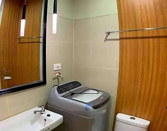 Fame Residences T1 Family 1507 4* Manila